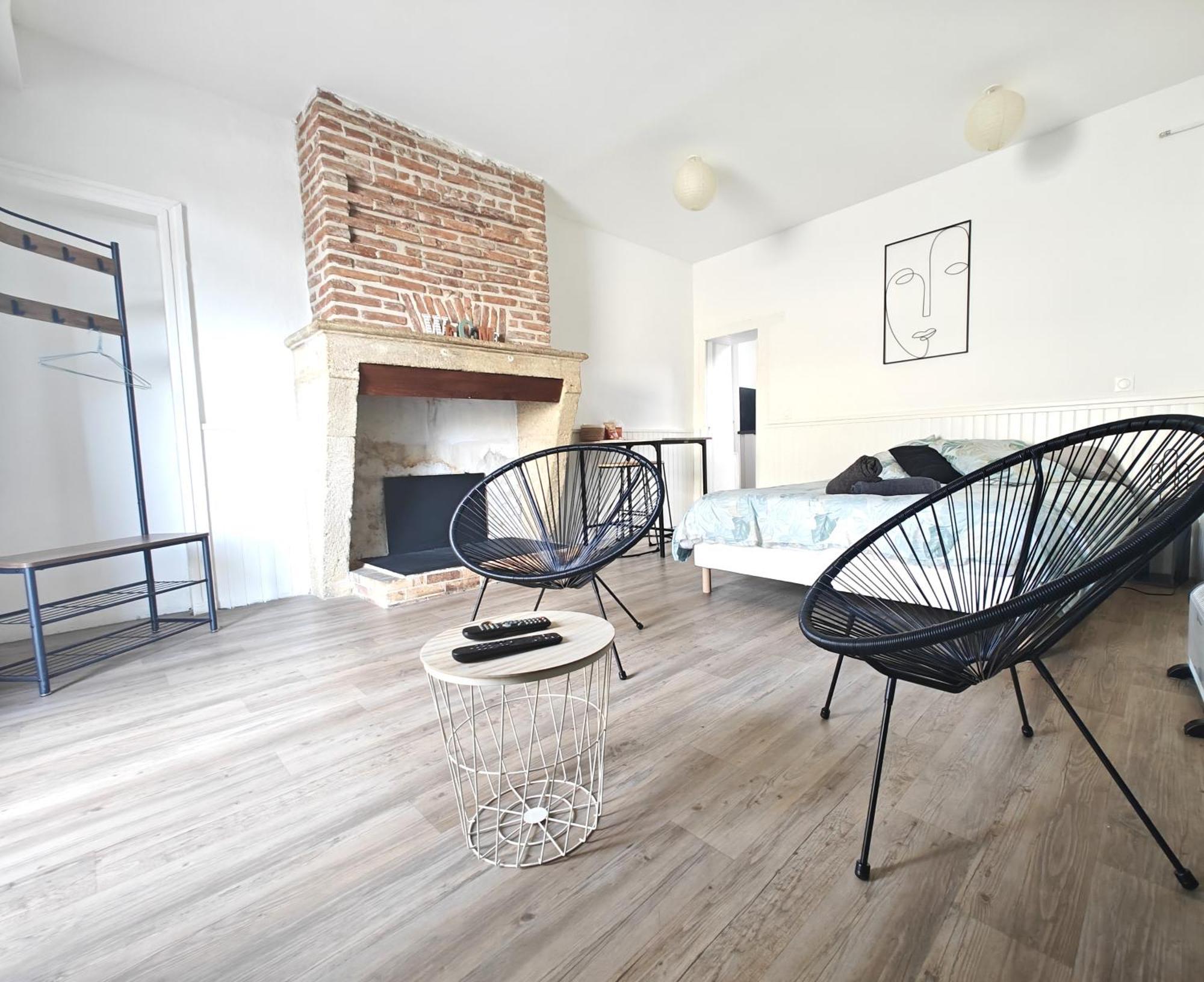 Studio Entier Proche Des Commerces - 1 A 2 Pers - Langon  Exteriör bild
